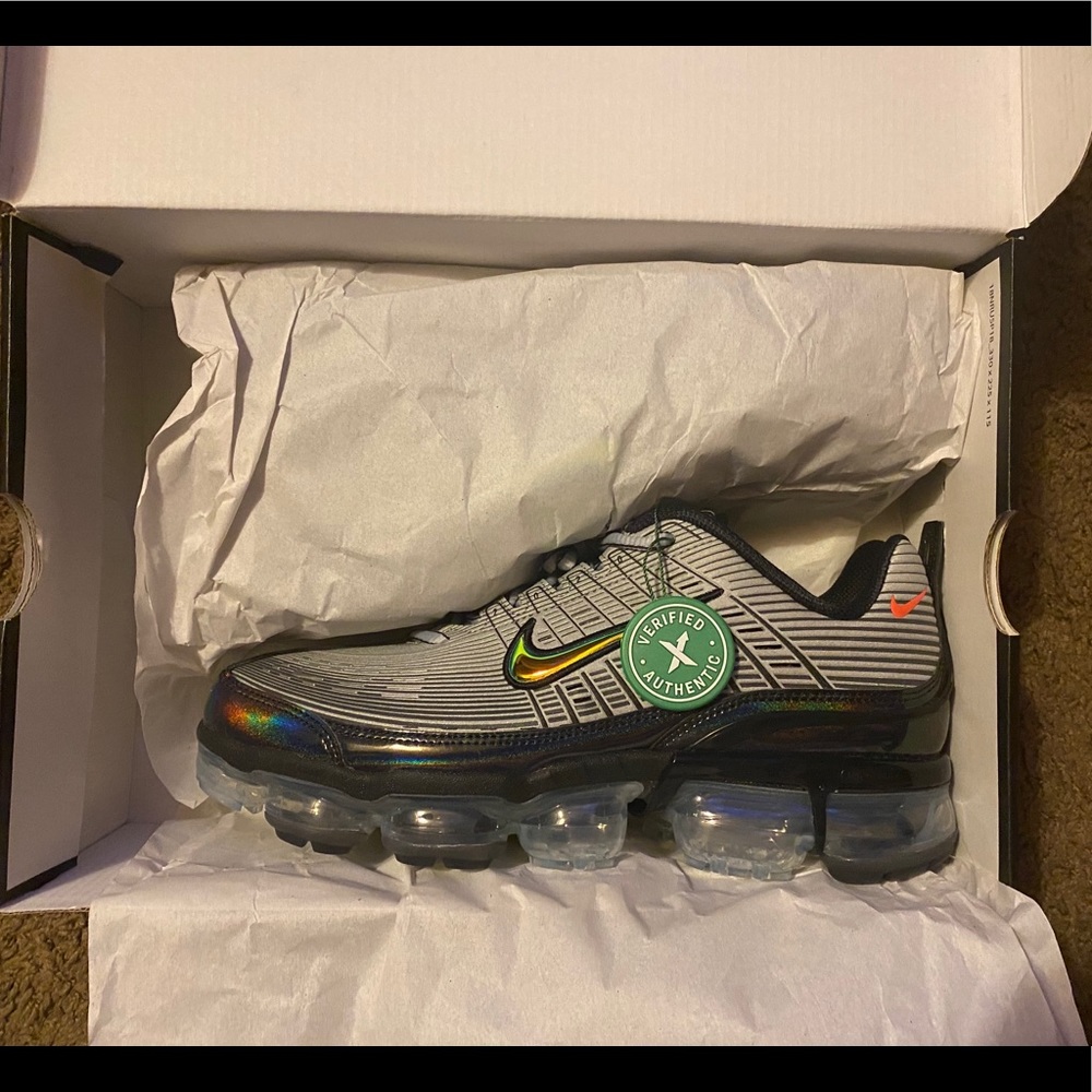 Nike vapormax size 10